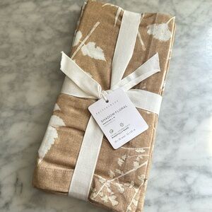 Pottery Barn Shadow Floral Napkins Set of Four